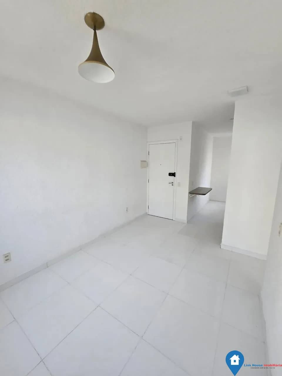 Apartamento 2/4 em lauro de freitaws